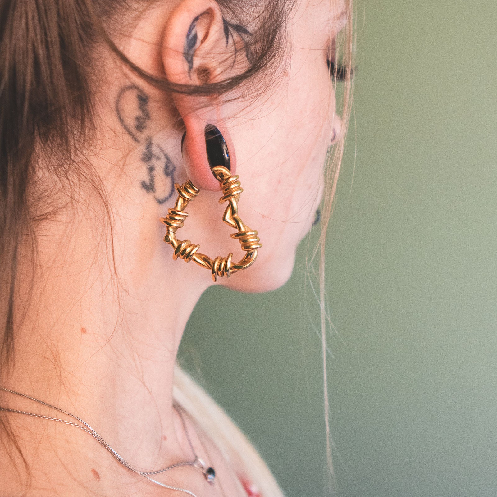 Barbed Wire Heart Gold PVD Ear Weight Model Shot