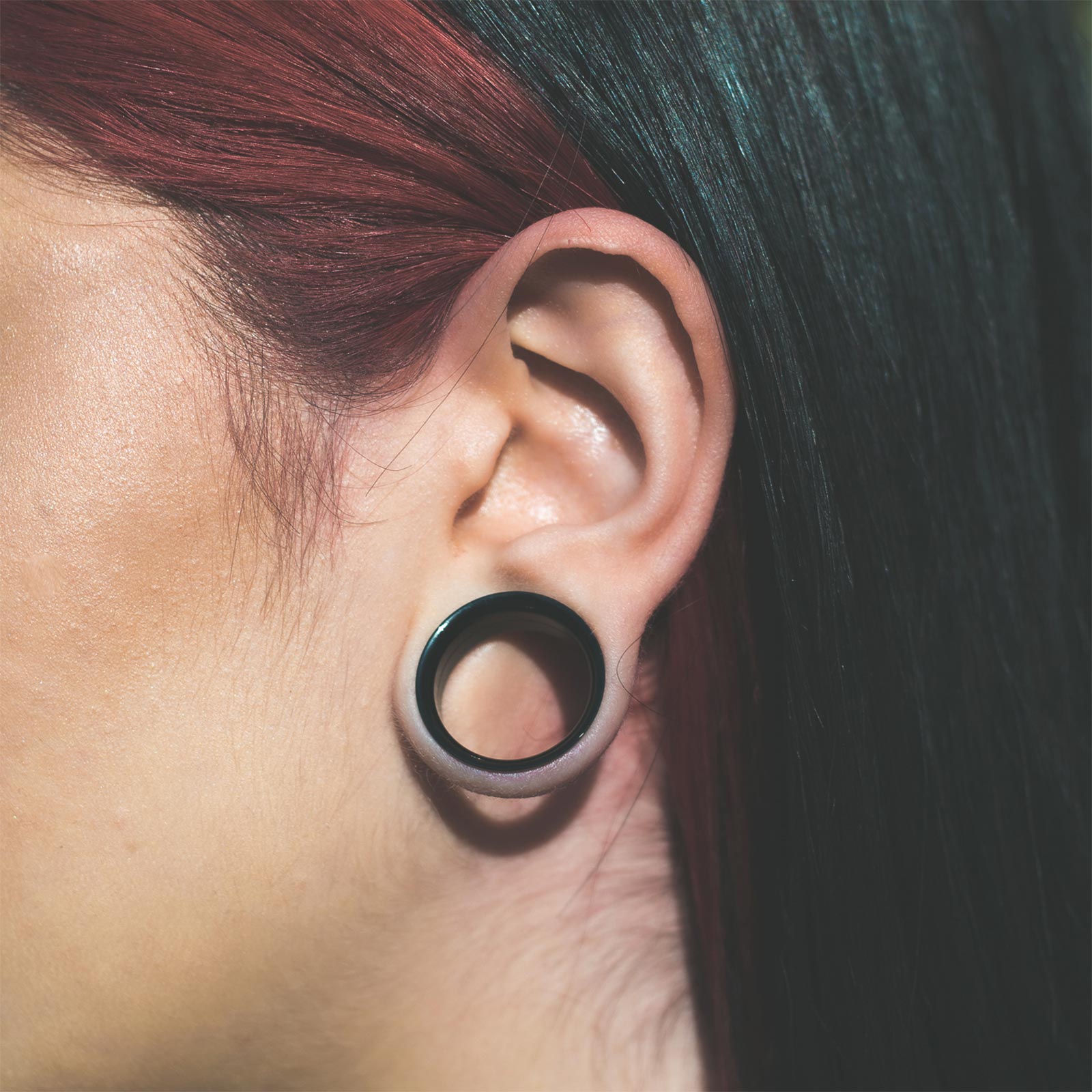 Black PVD Double Flare Screw Fit Tunnel (Internally Threaded) Model Shot