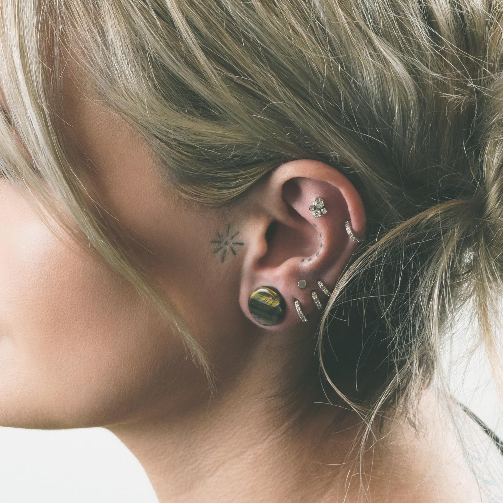 Blue Tiger's Eye Double Flare Plug