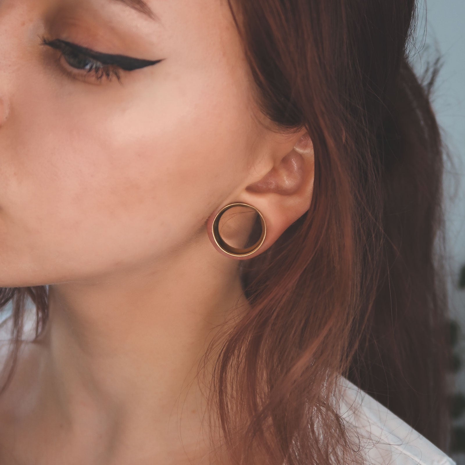 Brass Saddle Fit Double Flare Tunnel Model Shot