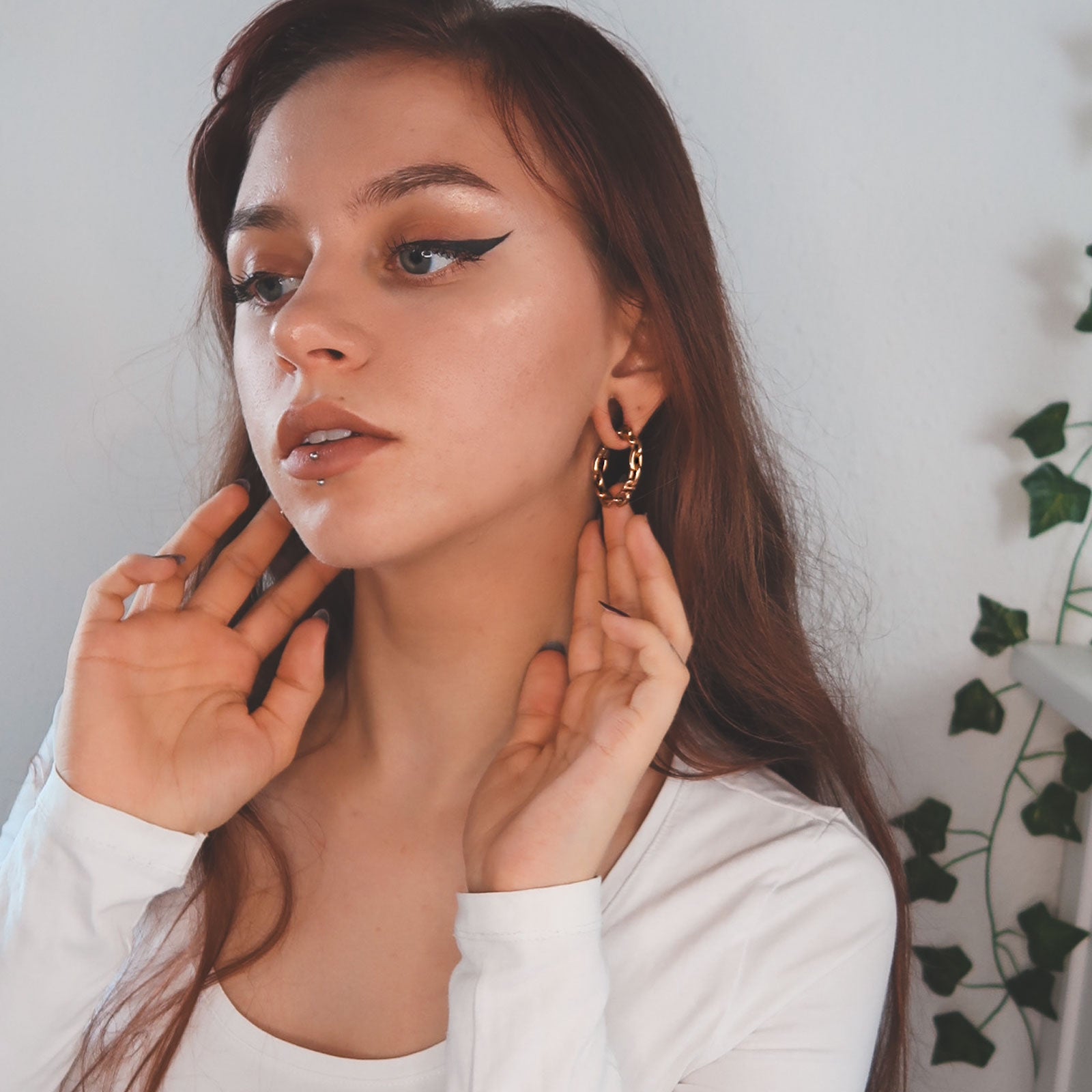 Cable Chain Hoop Rose Gold PVD Magnetic Ear Weight Model Shot