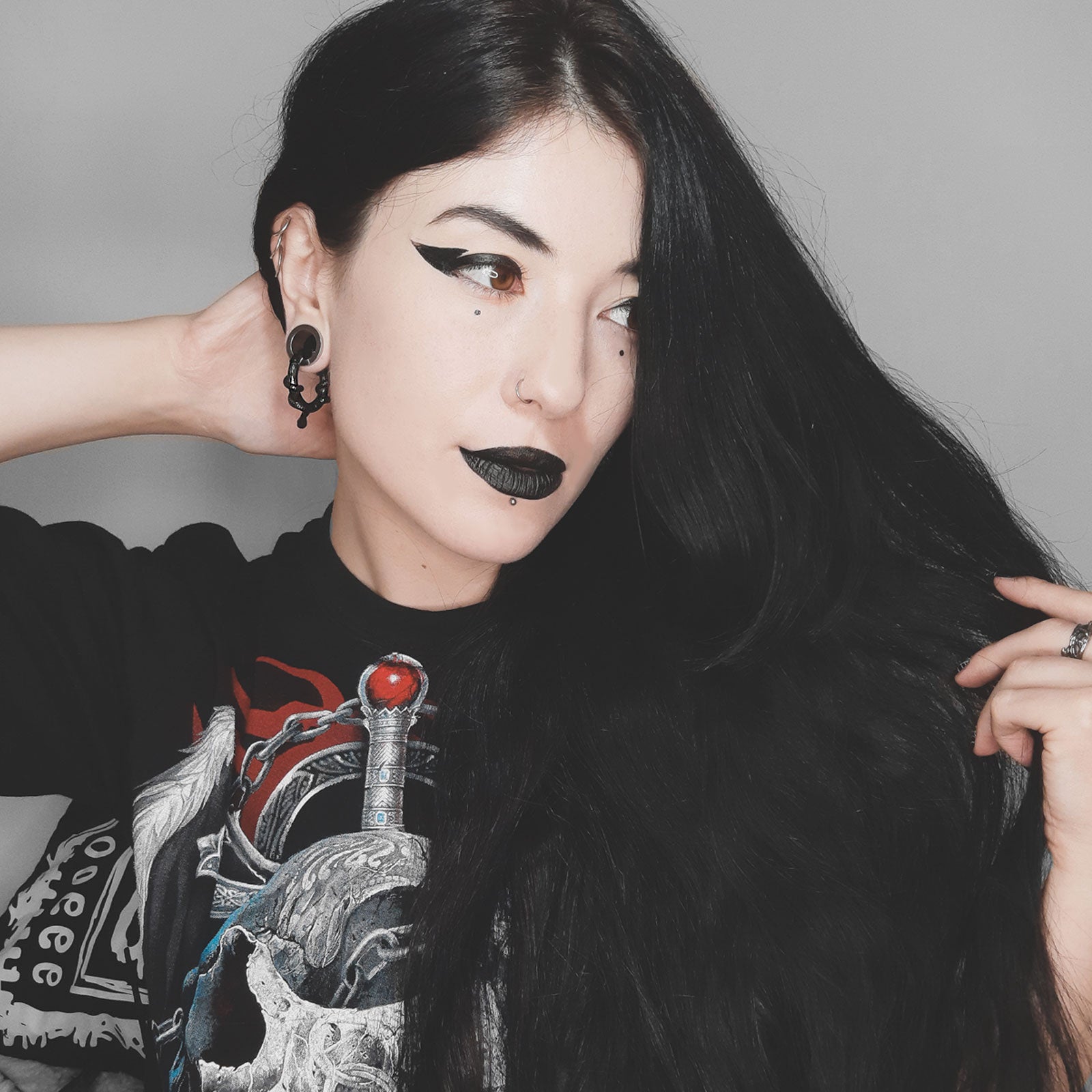 Coiled Snake Black PVD Magnetic Ear Weight Model Shot