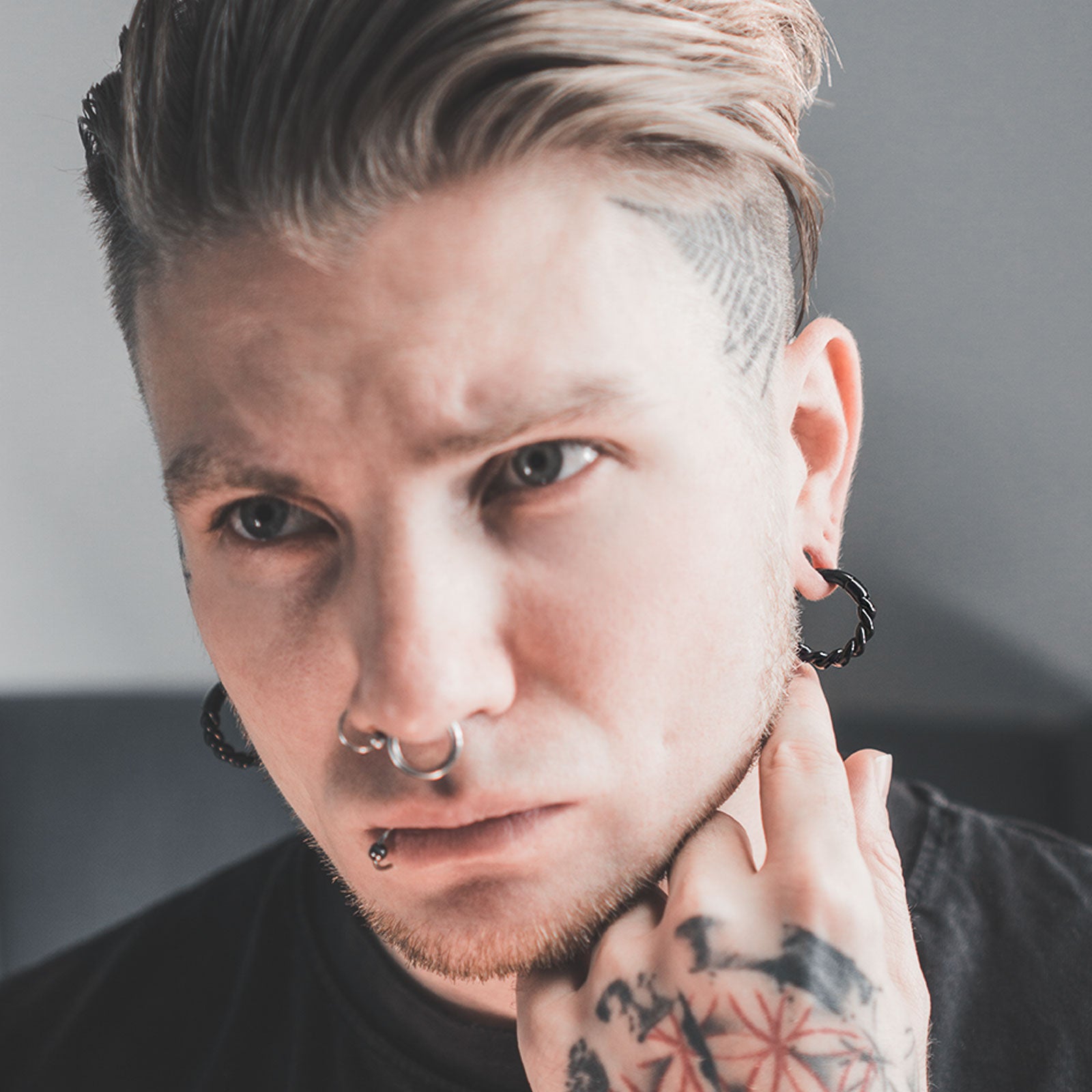 Cuban Link Hoop Black PVD Magnetic Ear Weight Model Shot