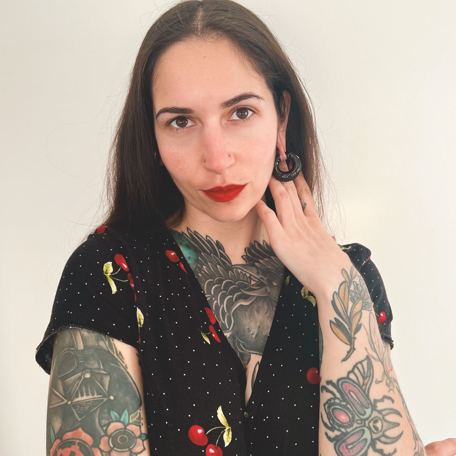 Engraved ID Print Black PVD Magnetic Ear Weight Model Shot