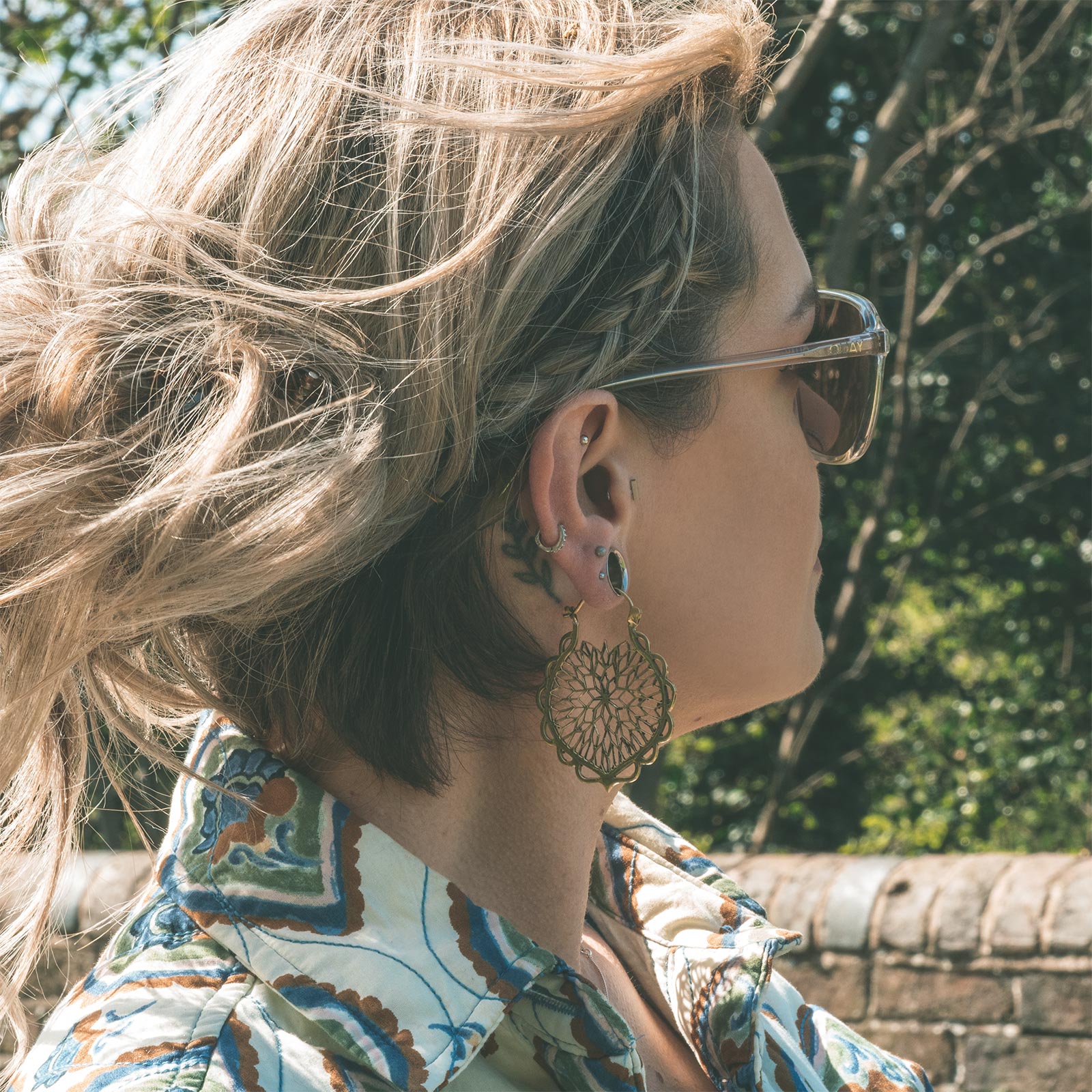 Flower Drop Brass Plug Hoop Model Shot