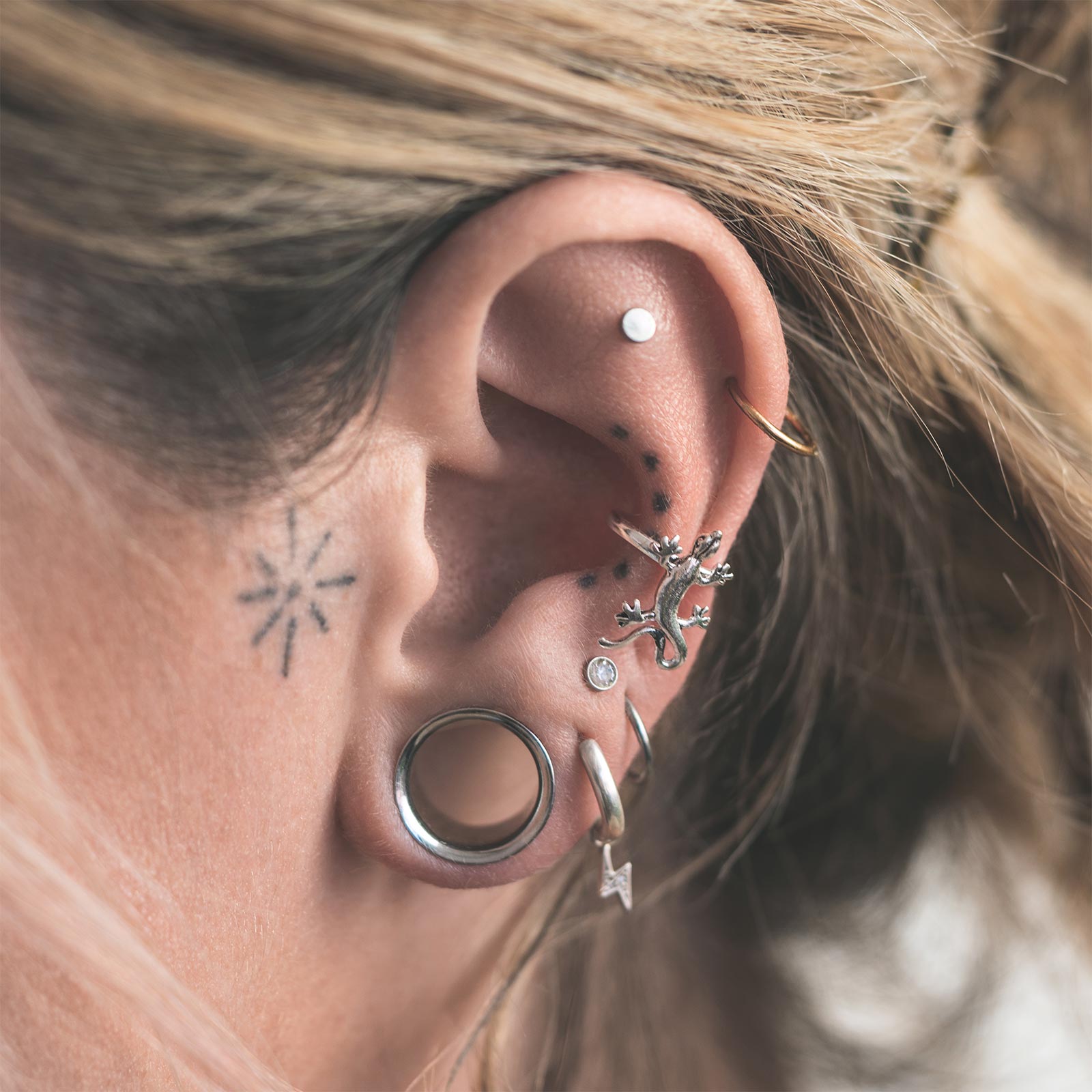 Gecko 925 Silver Ear Cuff Model Shot