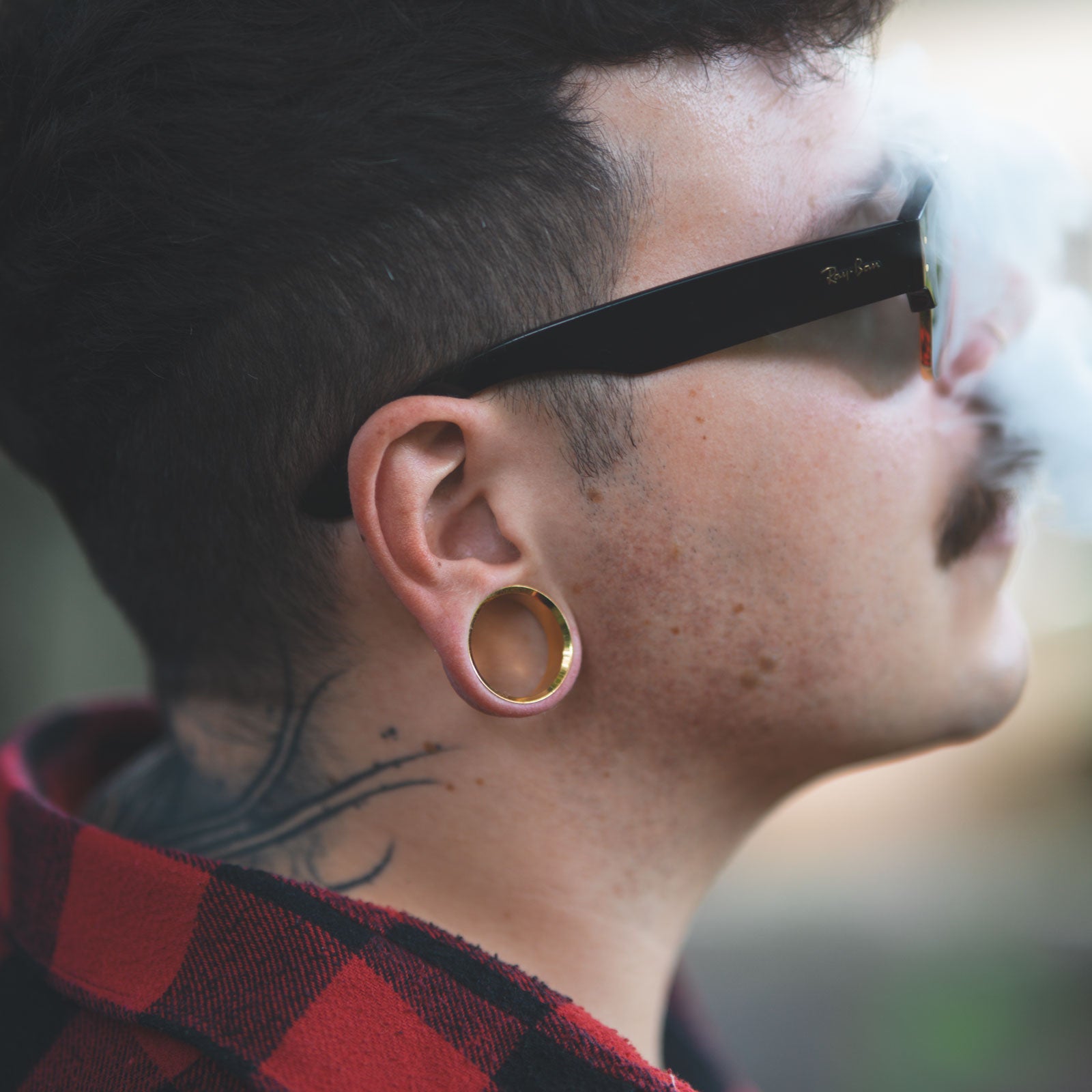 Gold PVD Saddle Fit Double Flare Tunnel Model Shot