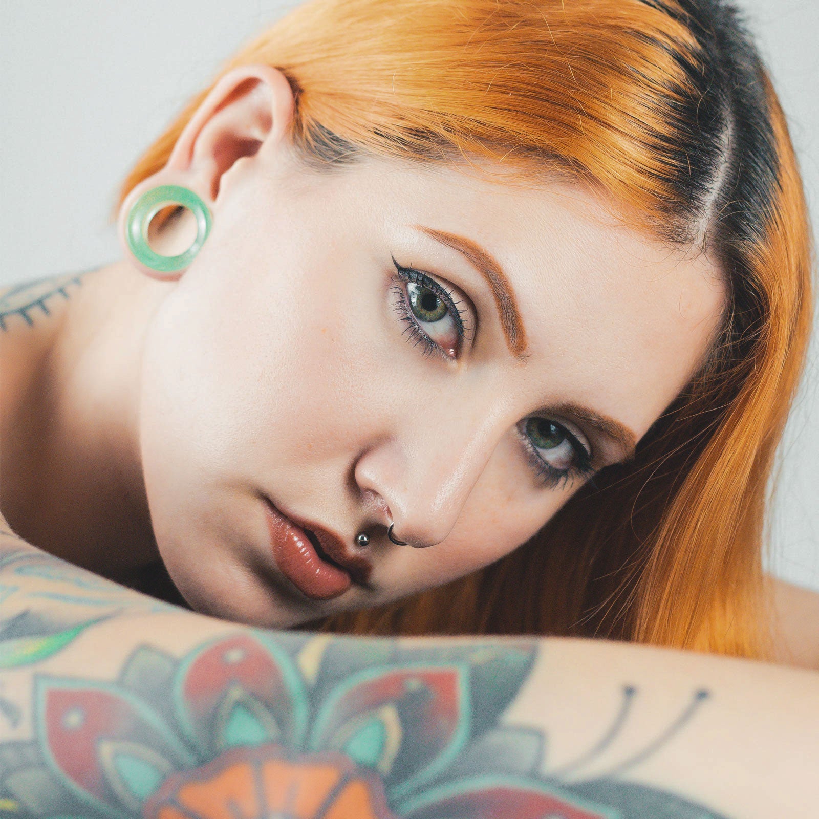 Green Cat's Eye Glass Double Flare Concave Tunnel Model Shot