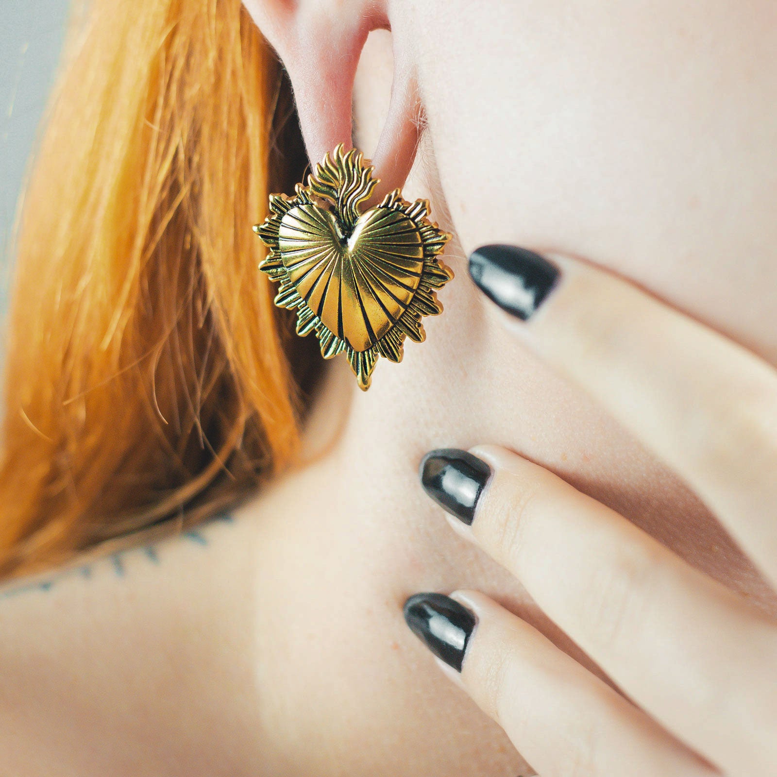 Punk Vintage Heart Gold PVD Ear Weight Model Shot Close Up