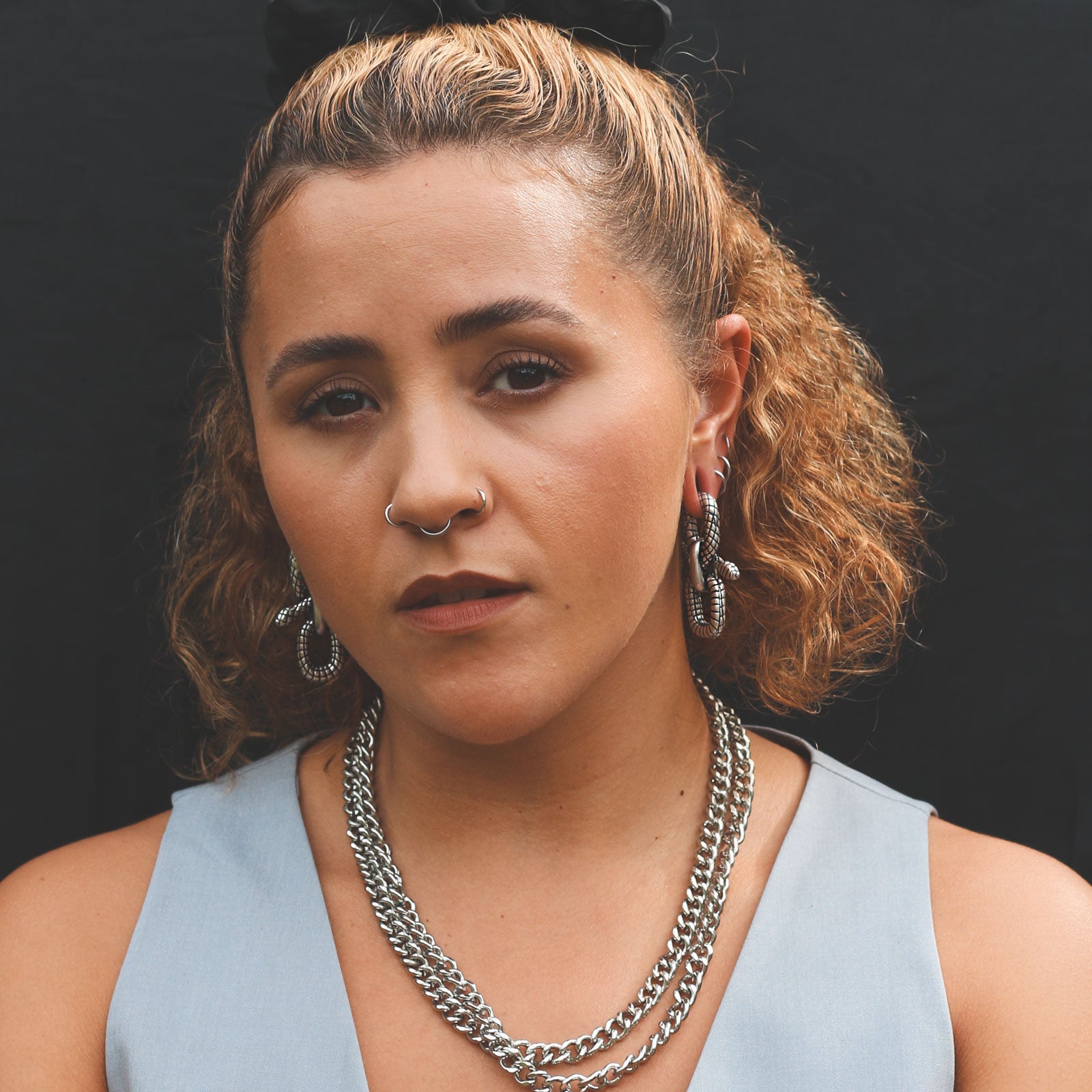 Snake Cable Chain Surgical Steel Magnetic Ear Weight Model Shot