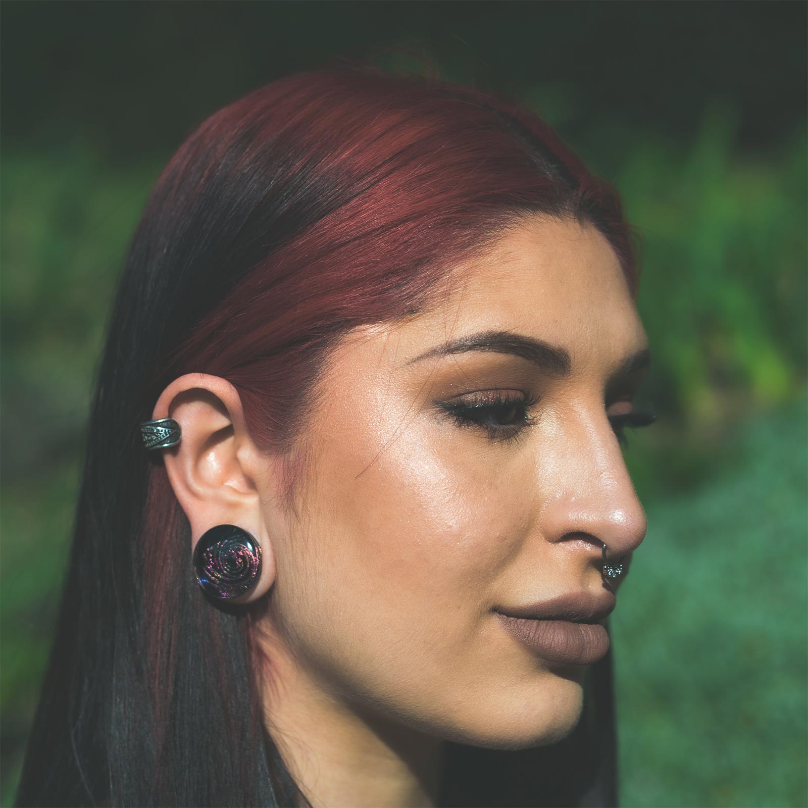 Snake Pattern White Brass Ear Cuff Model Shot