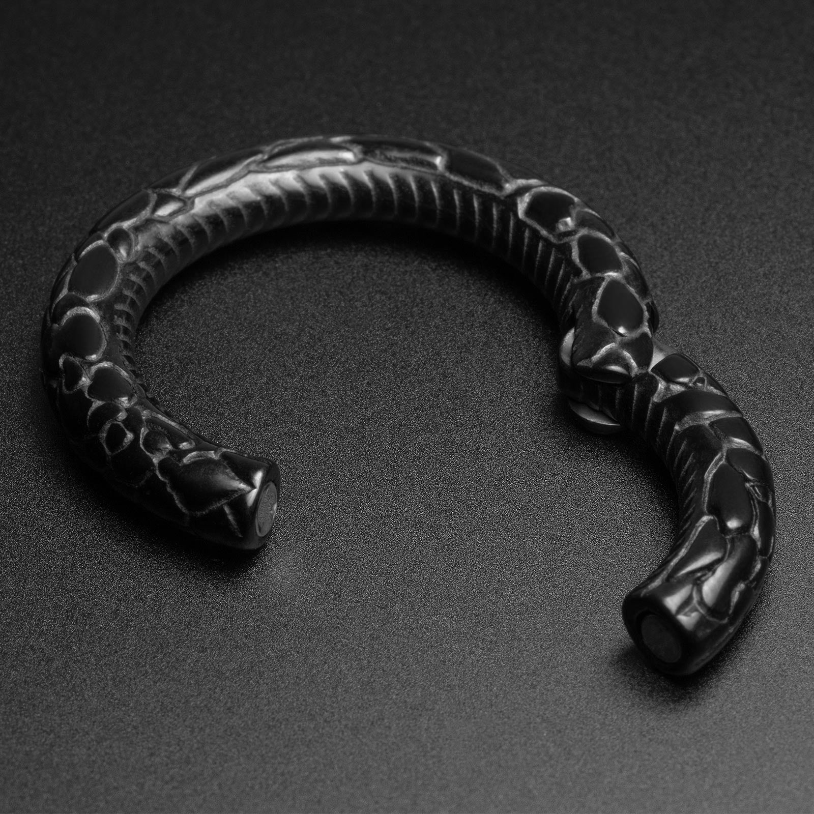 Snake Skin Black PVD Magnetic Ear Weight Open