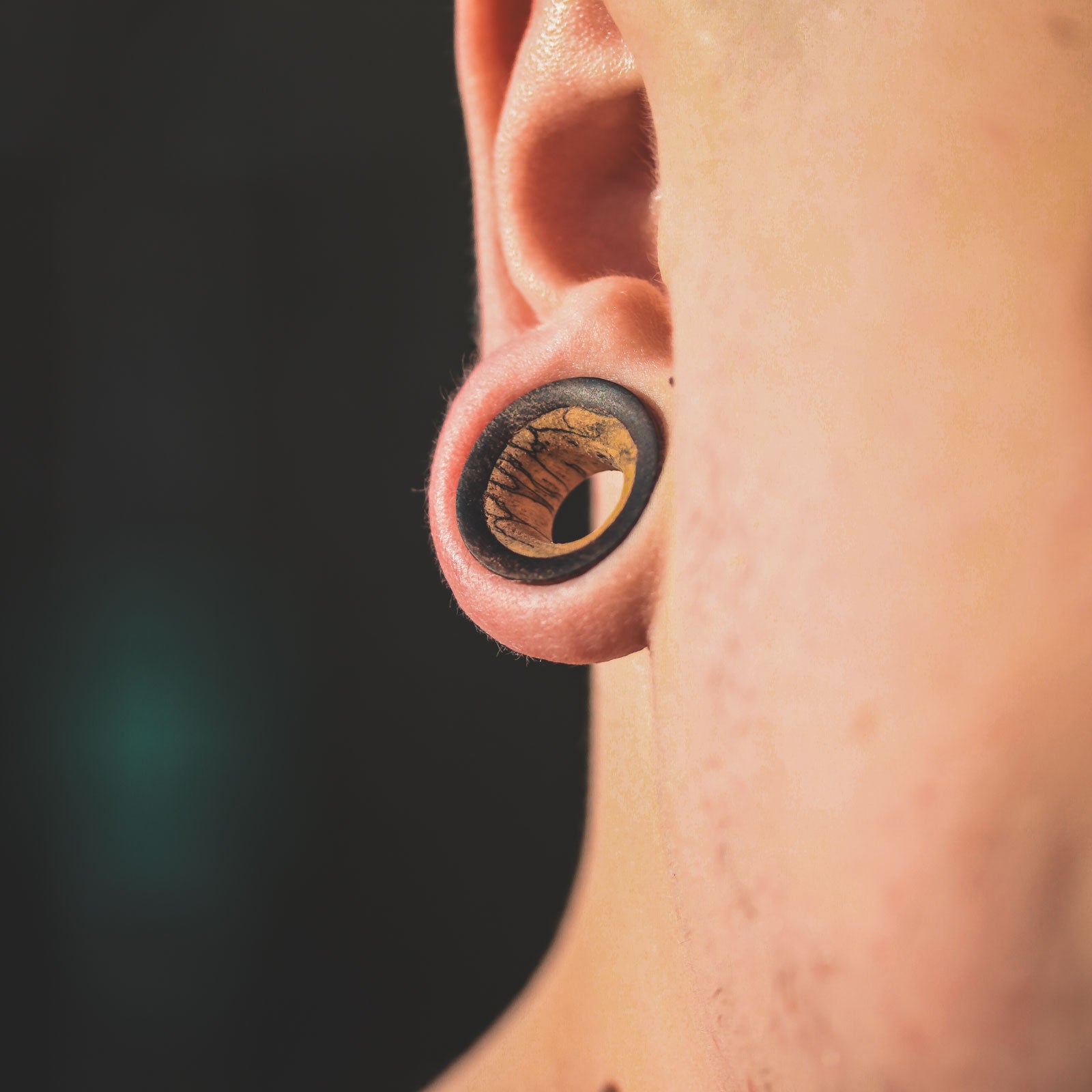 Sono Wood Double Flare Concave Tunnel With Tamarind Wood Inlay Model Shot