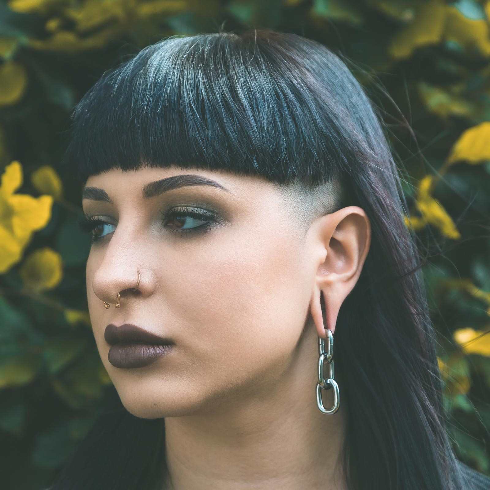 Triple Cable Chain Surgical Steel Magnetic Ear Weight Model Shot