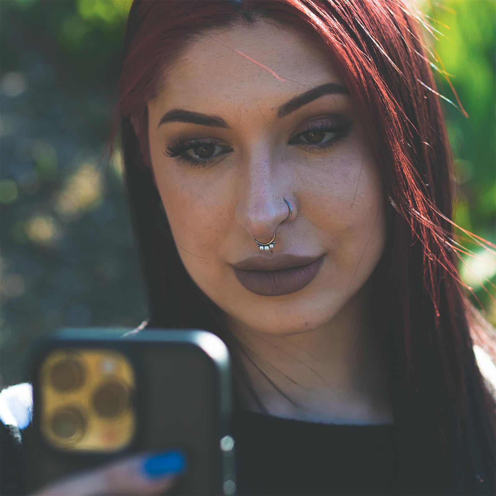 Triple Jewel Dot Titanium Septum Clicker Model Shot