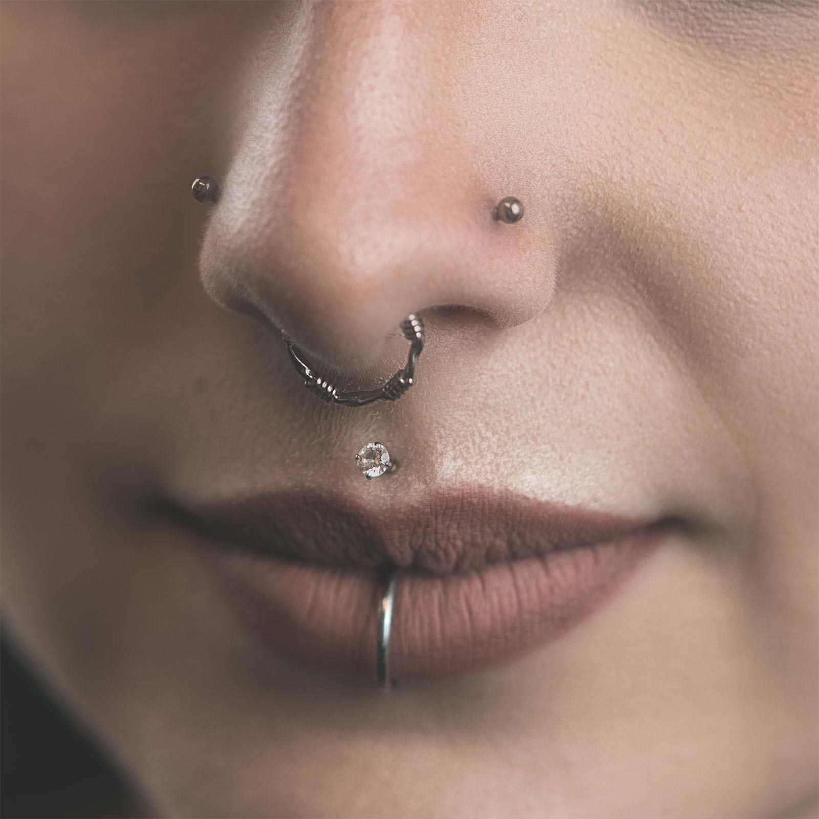 Wire Twist Titanium Septum Clicker Ring Model Shot