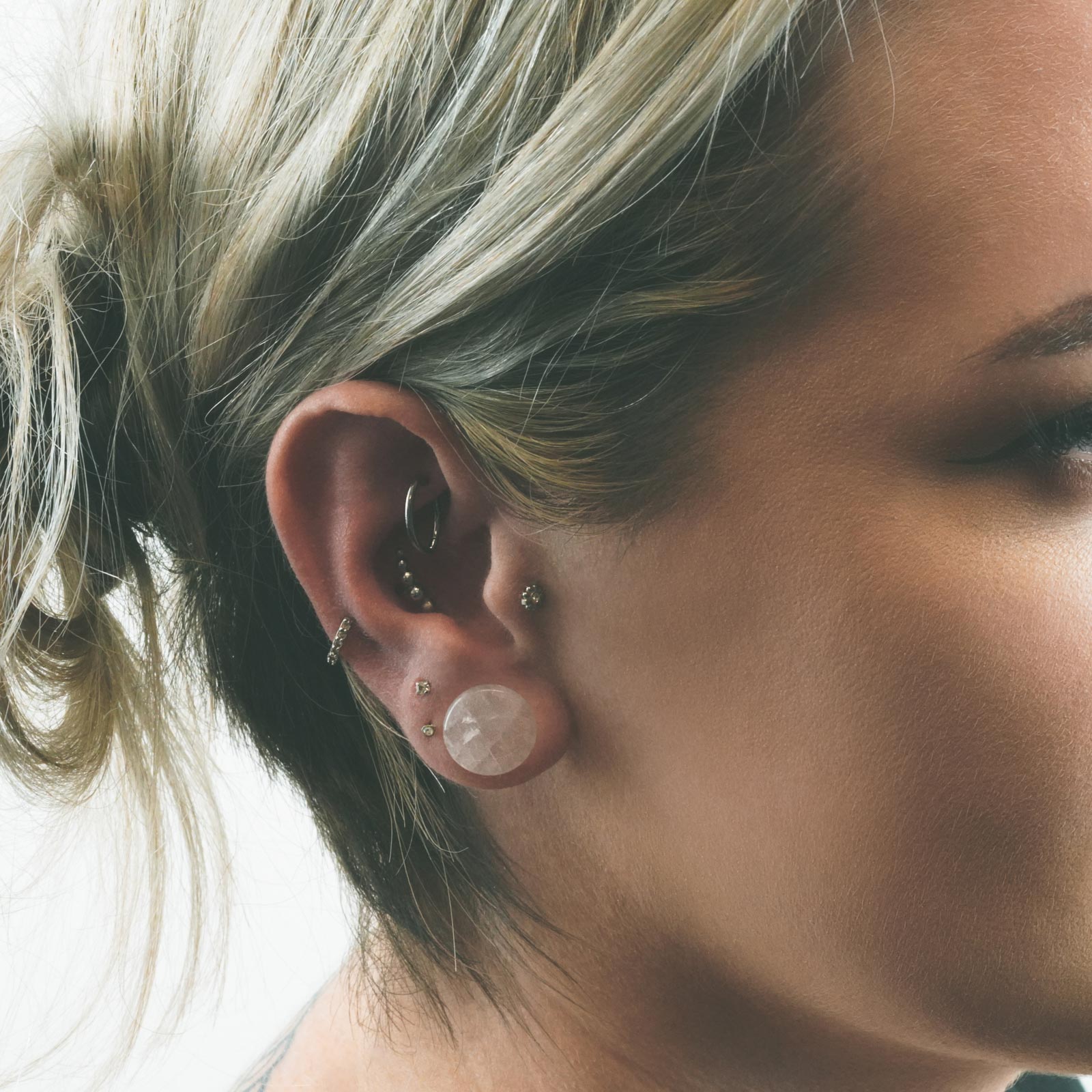 Cloudy Quartz Double Flare Stone Plug Model Shot