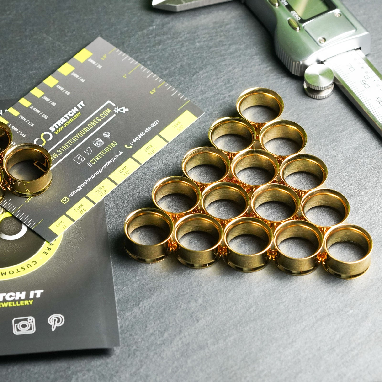 Gold PVD Double Flare Tunnel Groupshot