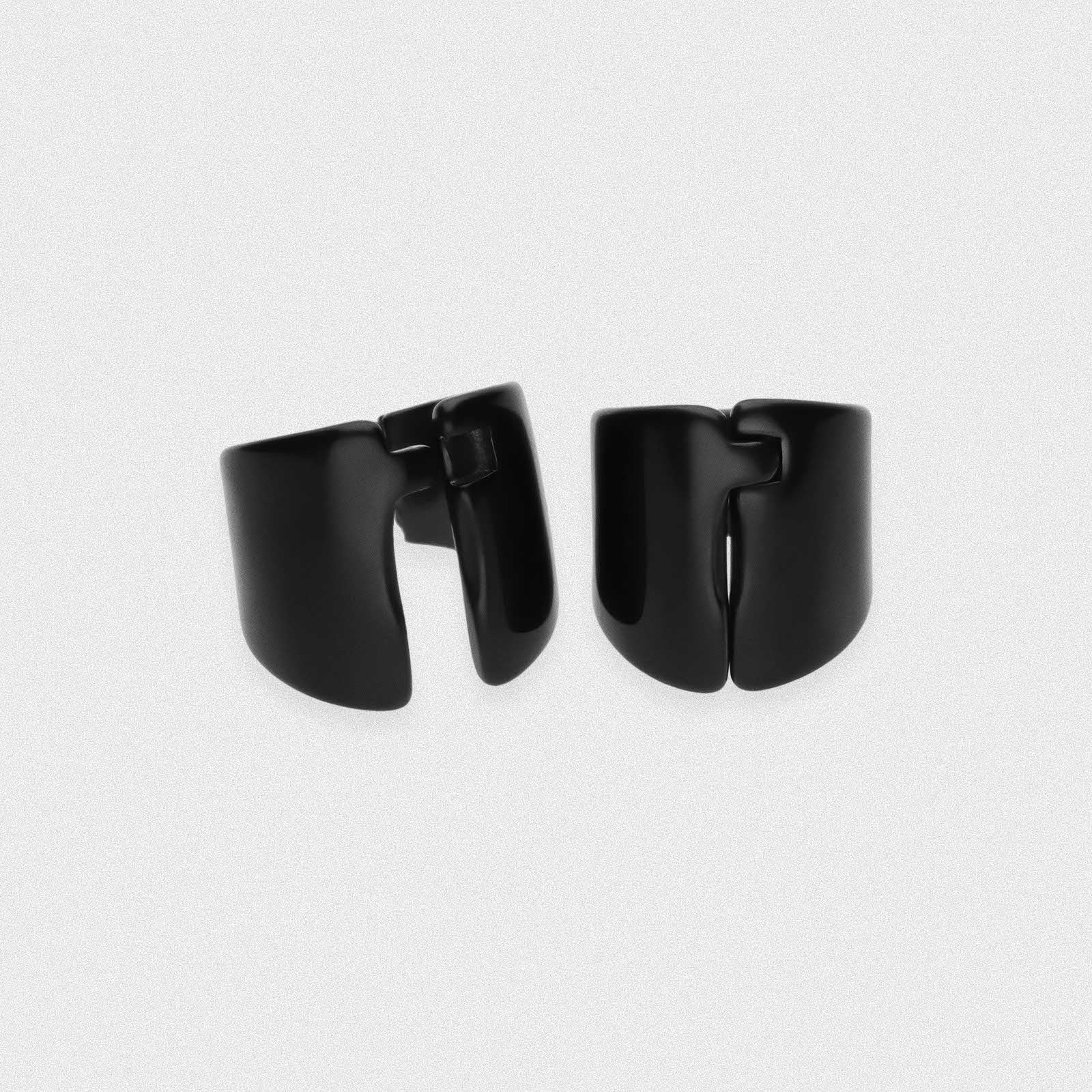 Black PVD Hinged Lobe Cuff