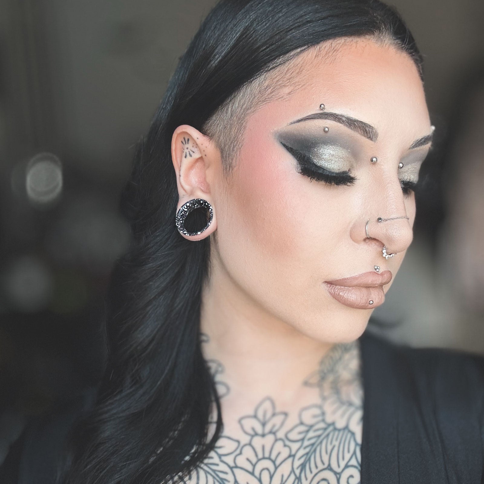 Black With White Paint Splat Double Flare Silicone Tunnel Model Shot