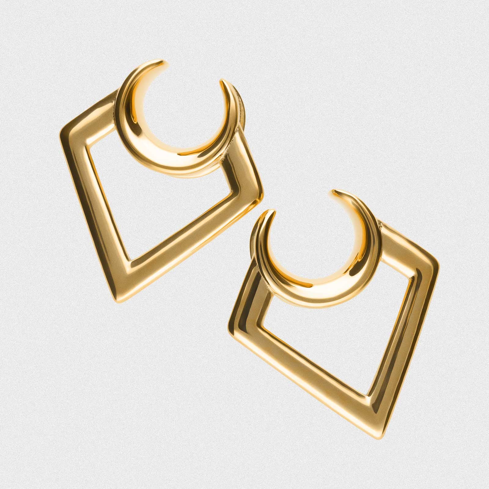 Geometric Diamond Hanger Gold PVD Saddle Ear Weight