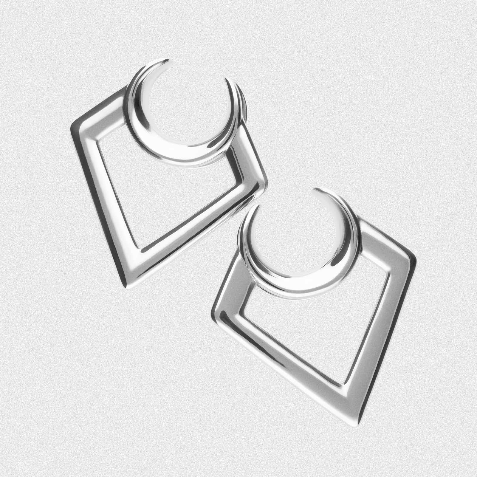 Geometric Diamond Hanger Surgical Steel Saddle Ear Weight