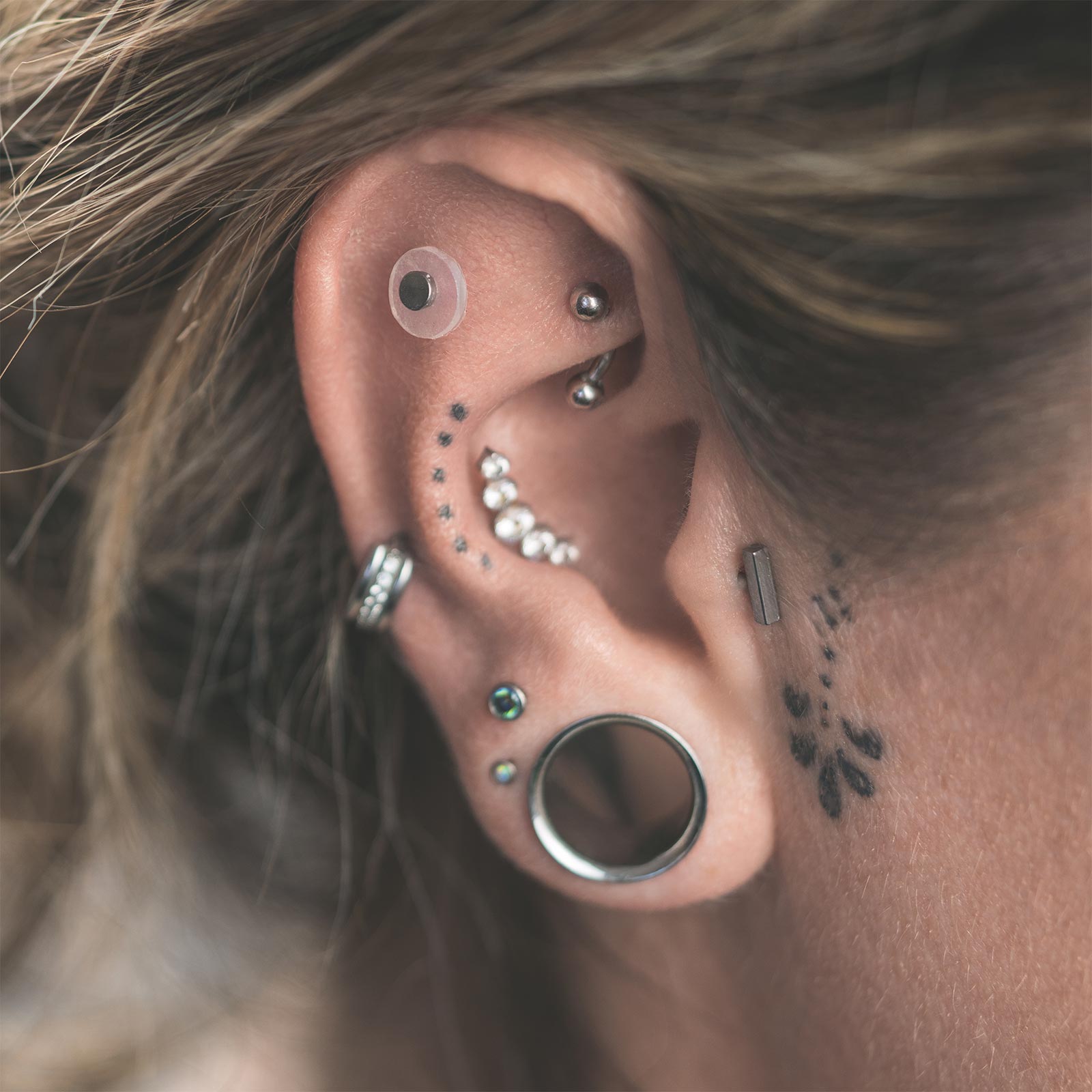 Wholesale 150pcs (35p each)