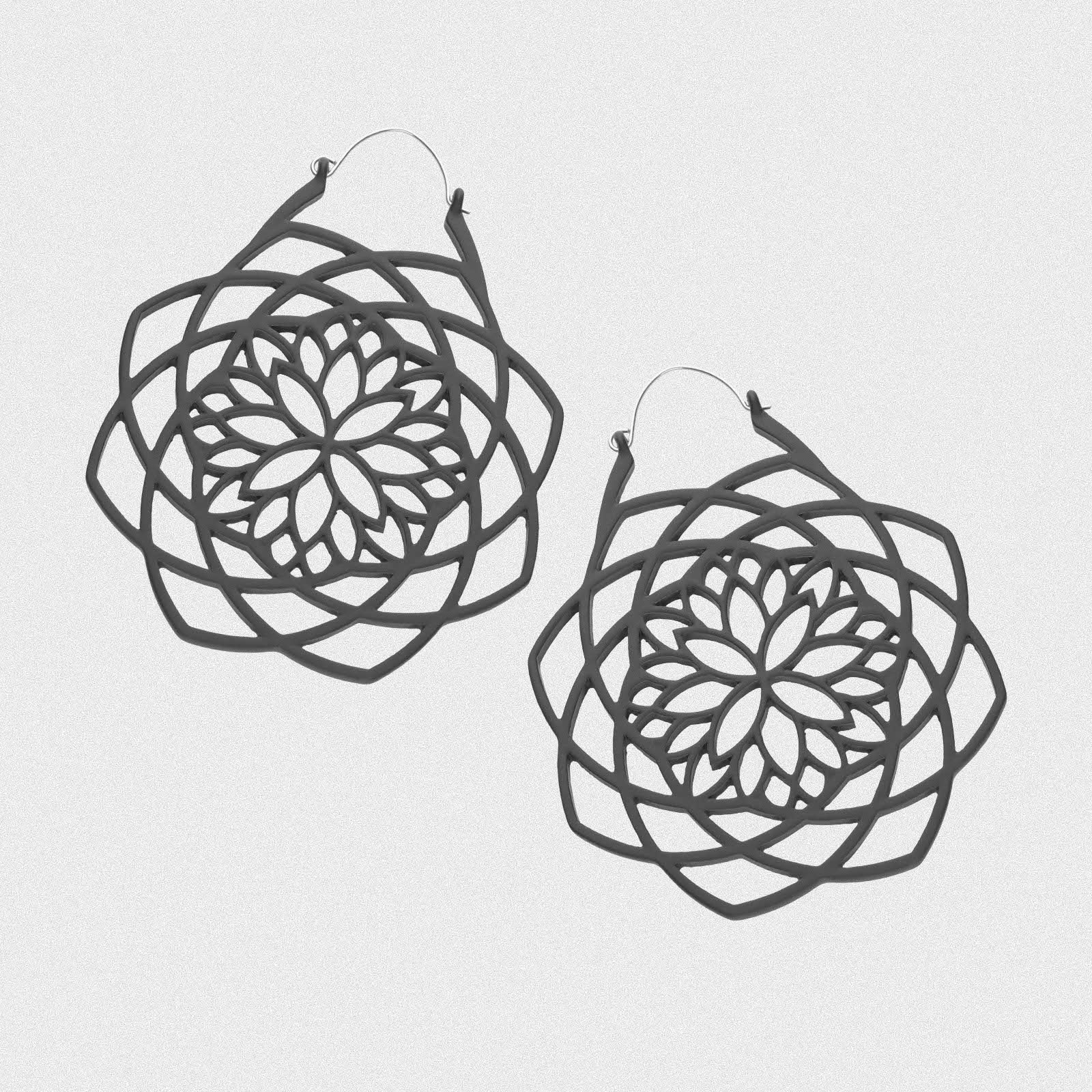 Mandala Black Soft Touch Plug Hoop