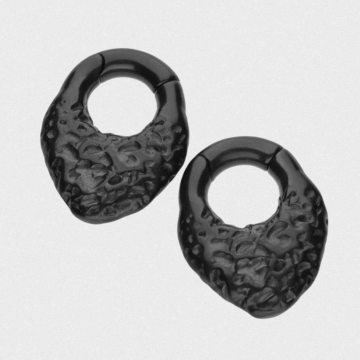 Pitted Arrow Black PVD Magnetic Ear Weight