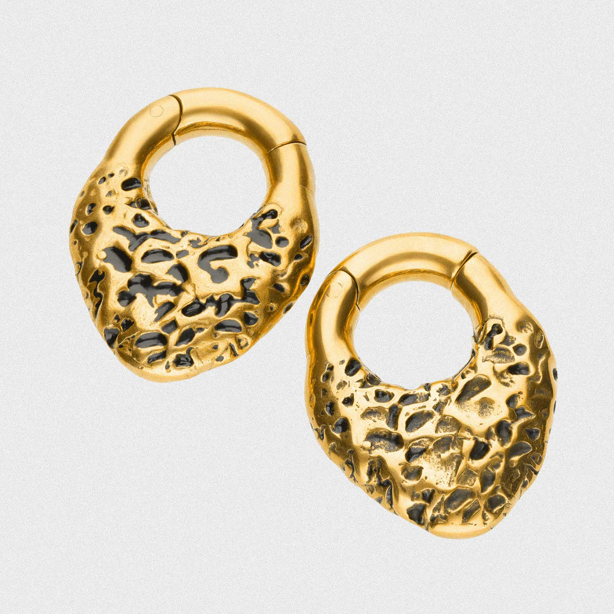 Pitted Arrow Gold PVD Magnetic Ear Weight
