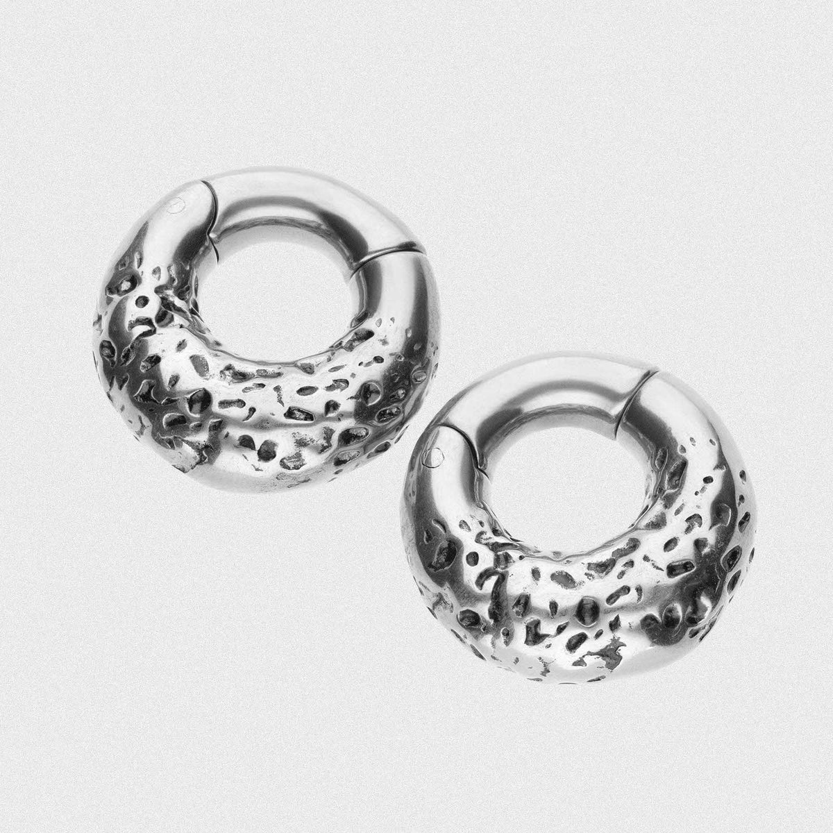 Pitted Circle Surgical Steel Magnetic Ear Weight
