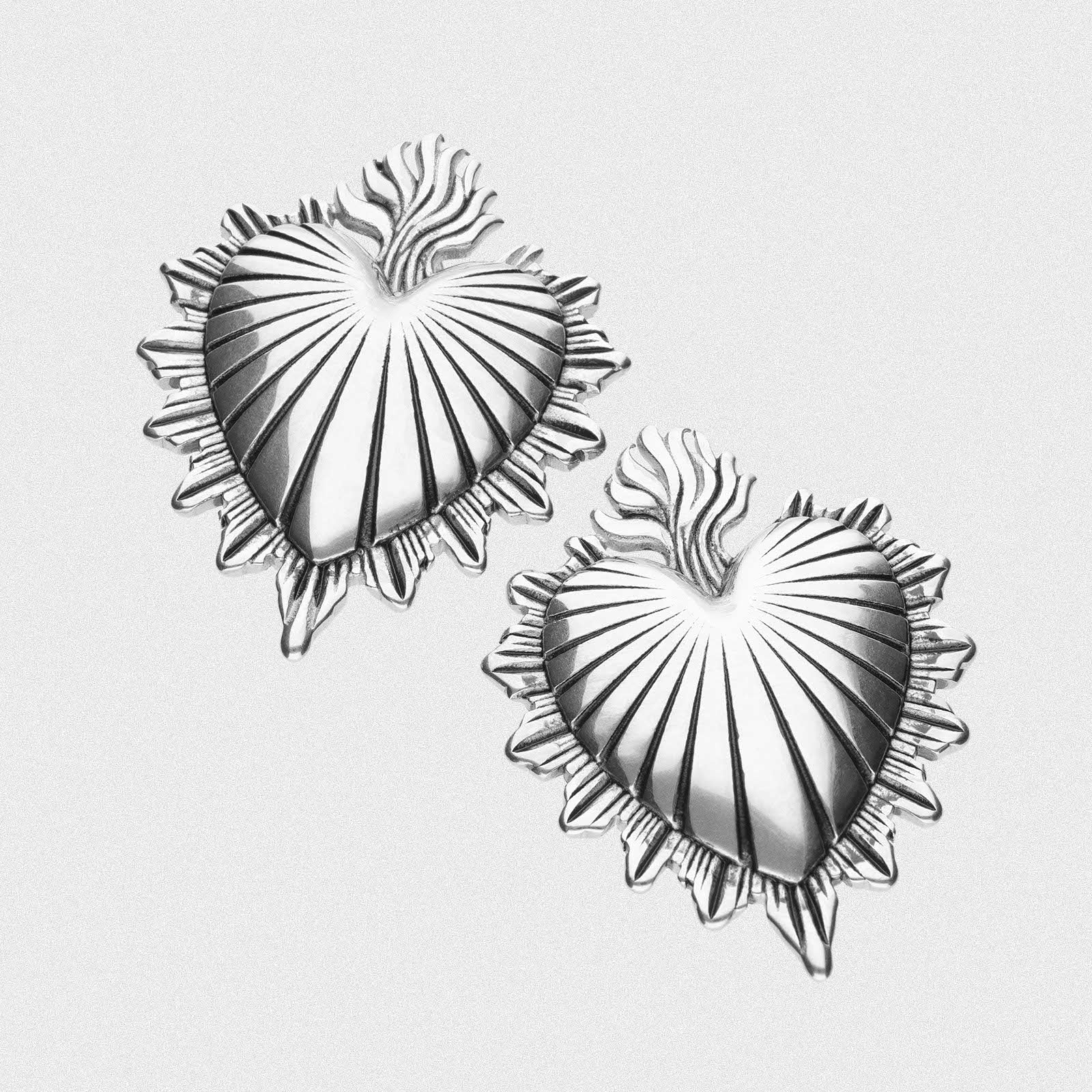 Punk Vintage Heart Surgical Steel Ear Weight