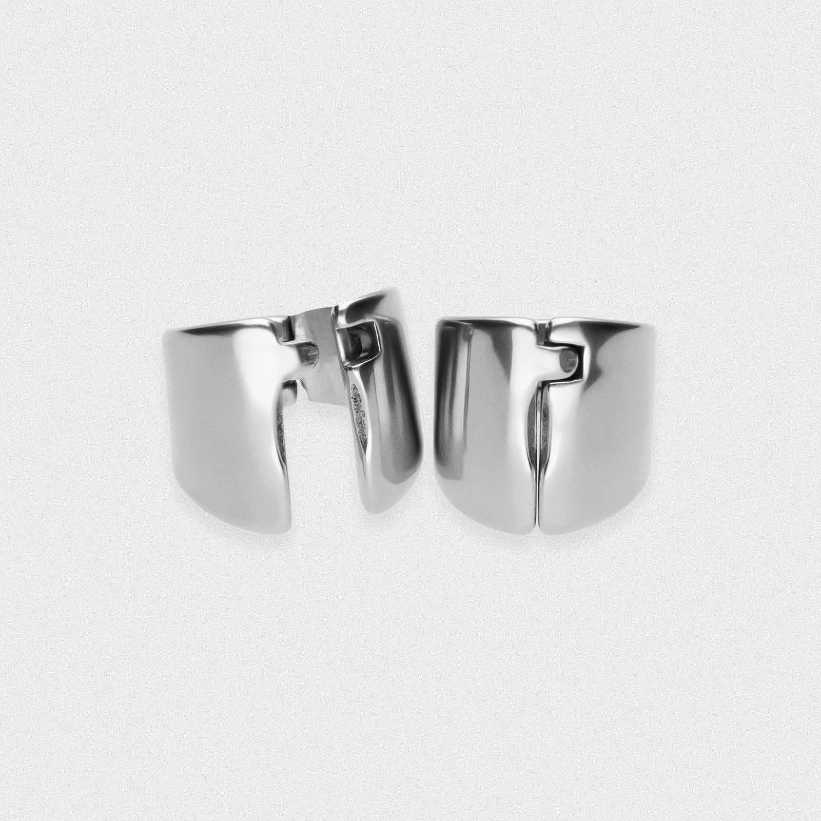 Surgical Steel Hinged Lobe Cuff