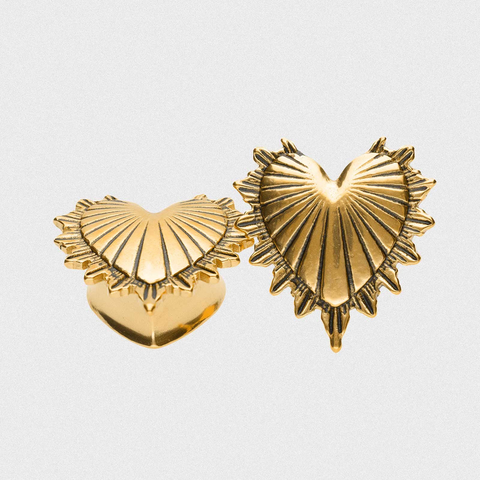 Vintage Heart Gold PVD Plug (Hollow Backed)