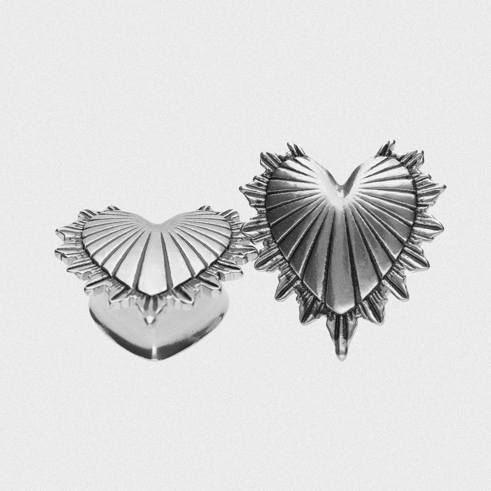 Vintage Heart Surgical Steel Plug (Hollow Backed)